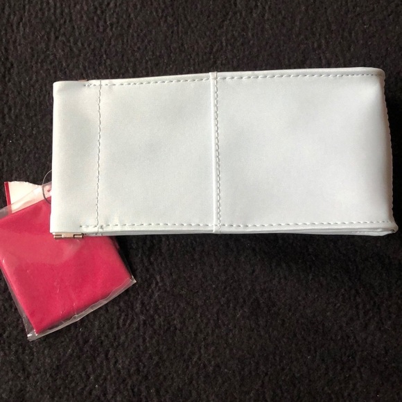 Fashion Eyeglass Case w/cloth NWT - Picture 1 of 6